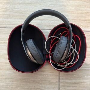 Wired Beats Studio Over-Ear Headphones - Gray